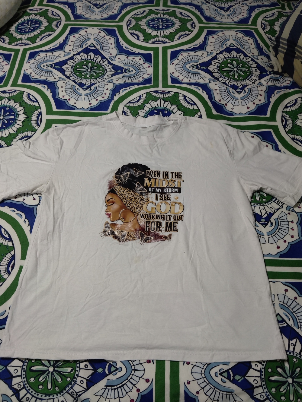 Women's Even in the midst of my storm I see God working T-shirt